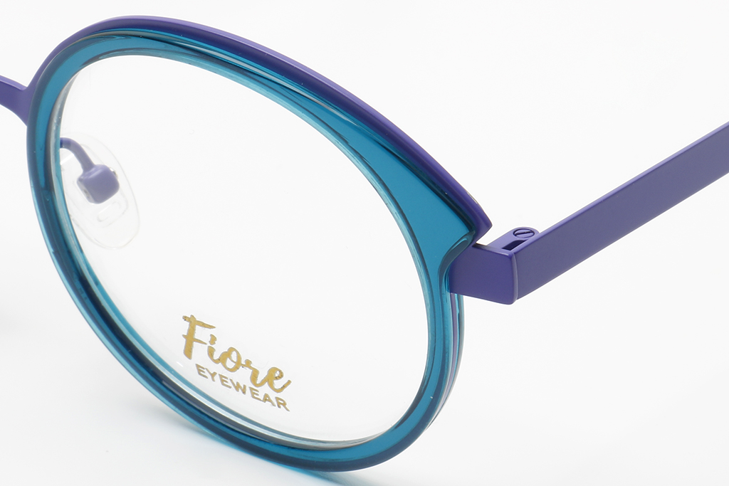 Купить Оправа Fiore 7020 c3 (комплект футляр+салфетка) оптом дешево с доставкой в Санкт-Петербург Купить Оправа Fiore 7020 c3 (комплект футляр+салфетка) оптом дешево с доставкой в Санкт-Петербург