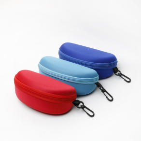 Купить футляр на молнии цветной с карабином №2 оптом дешево с доставкой в Санкт-Петербург