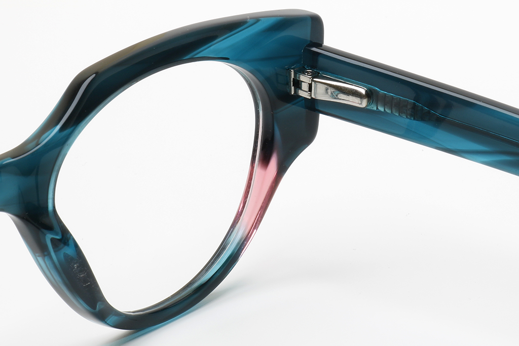 Купить Оправа Fiore 4229 c1 (комплект футляр+салфетка) оптом дешево с доставкой в Санкт-Петербург Купить Оправа Fiore 4229 c1 (комплект футляр+салфетка) оптом дешево с доставкой в Санкт-Петербург