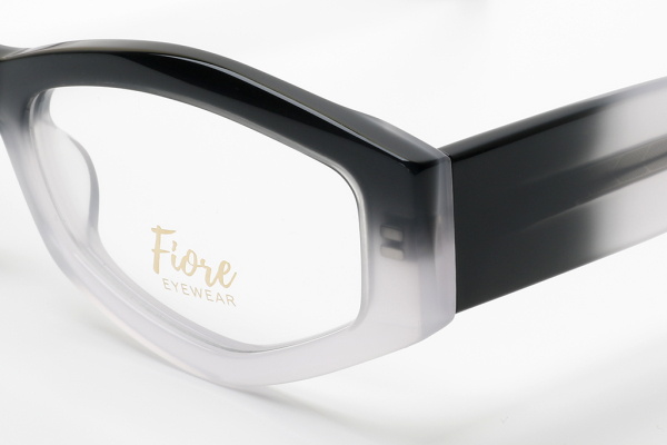 Купить оправа fiore 6070 с3 комплект футляр+салфетка оптом дешево с доставкой в Санкт-Петербург Купить оправа fiore 6070 с3 комплект футляр+салфетка оптом дешево с доставкой в Санкт-Петербург