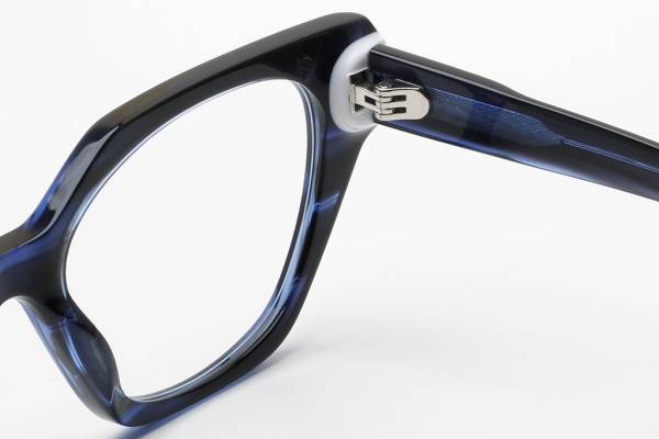 Купить оправа fiore 6045 с4 комплект футляр+салфетка оптом дешево с доставкой в Санкт-Петербург