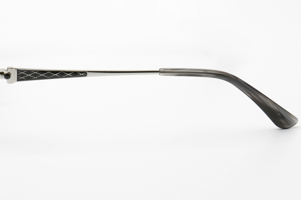 Купить оправа fiore 8837 с1 комплект футляр+салфетка оптом дешево с доставкой в Санкт-Петербург