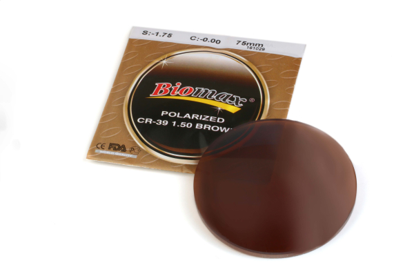 Линза полимерная поляризационная Polarized N=1.5 купить по оптовой цене