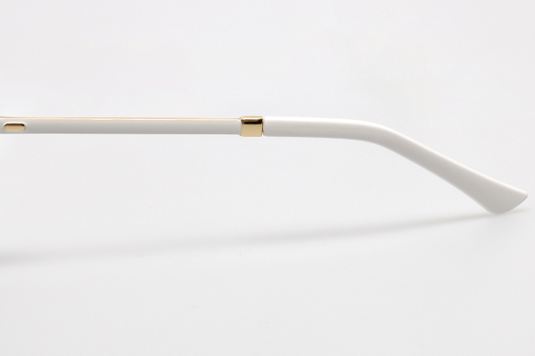 Купить оправа fiore 8021 c4 комплект футляр+салфетка оптом дешево с доставкой в Санкт-Петербург