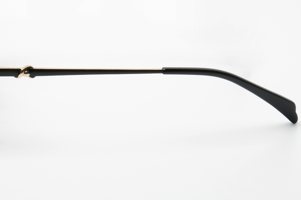 Купить Оправа Fiore 1052 с1 комплект футляр+салфетка оптом дешево с доставкой в Санкт-Петербург