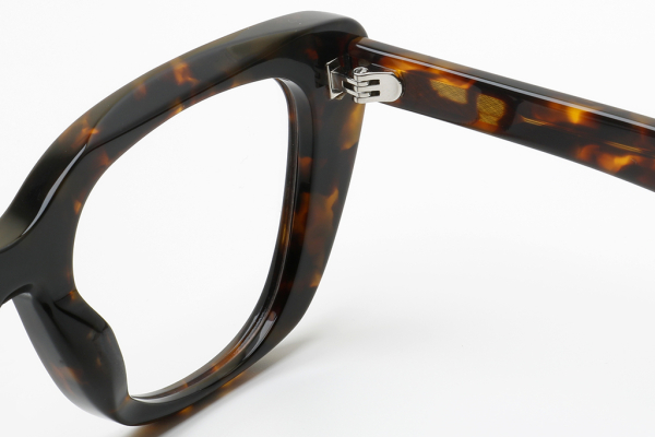 Купить оправа fiore 6053 с2 комплект футляр+салфетка оптом дешево с доставкой в Санкт-Петербург Купить оправа fiore 6053 с2 комплект футляр+салфетка оптом дешево с доставкой в Санкт-Петербург