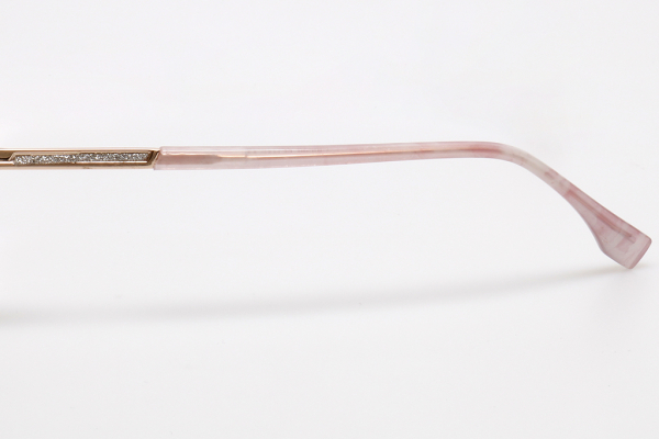 Купить Оправа Fiore 9629 c2 комплект футляр+салфетка оптом дешево с доставкой в Санкт-Петербург Купить Оправа Fiore 9629 c2 комплект футляр+салфетка оптом дешево с доставкой в Санкт-Петербург