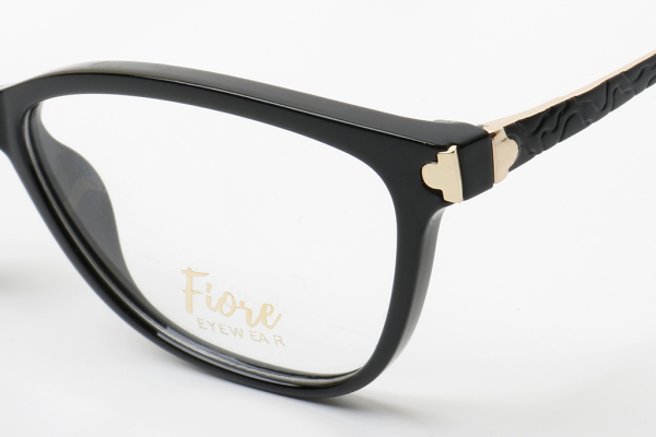 Купить оправа fiore 1048 с1 комплект футляр+салфетка оптом дешево с доставкой в Санкт-Петербург