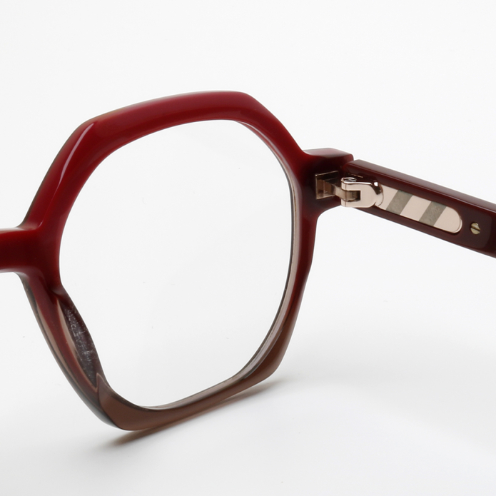 Купить Оправа Fiore 53110 с3 комплект футляр+салфетка оптом дешево с доставкой в Санкт-Петербург