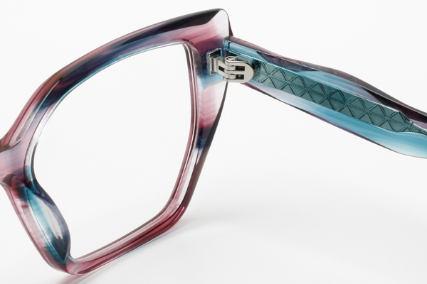 Купить оправа fiore 6067 с5 комплект футляр+салфетка оптом дешево с доставкой в Санкт-Петербург