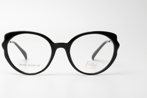 Купить оправа fiore 1052 с1 комплект футляр+салфетка оптом дешево с доставкой в Санкт-Петербург