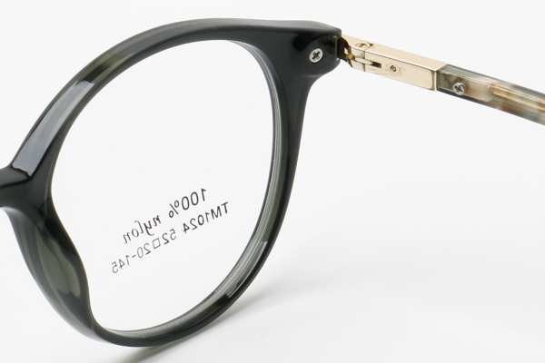 Купить оправа fiore 1024 с4 комплект футляр+салфетка оптом дешево с доставкой в Санкт-Петербург