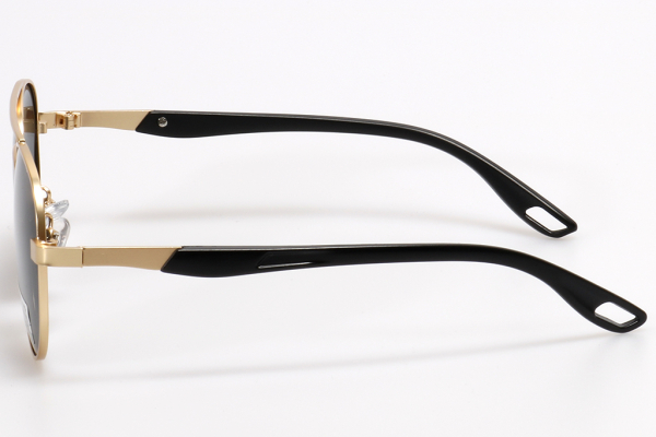 Солнцезащитные очки Matliix 1641 c4 (поляризационные)