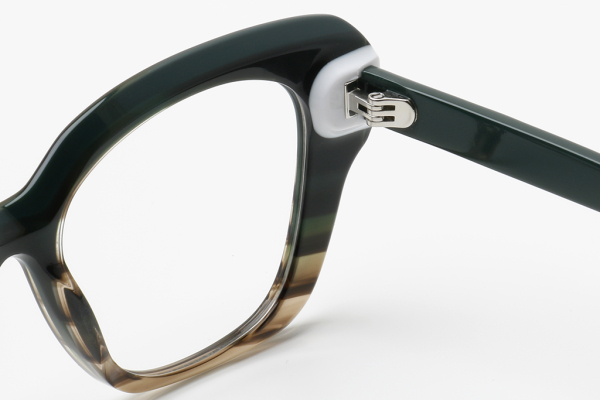 Купить Оправа Fiore 6044 с3 комплект футляр+салфетка оптом дешево с доставкой в Санкт-Петербург