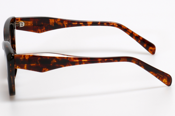 Солнцезащитные очки Fiore 8835 c3