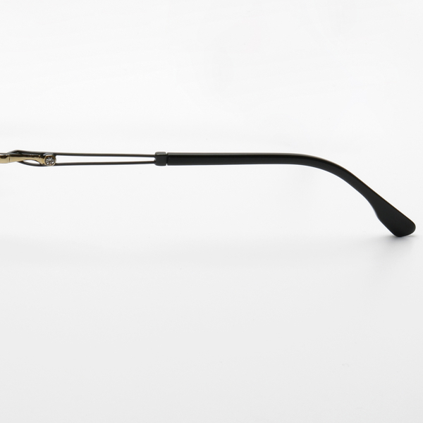 Купить оправа fiore 120036 с1 комплект футляр+салфетка оптом дешево с доставкой в Санкт-Петербург