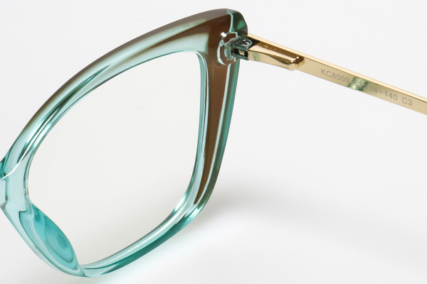 Купить оправа fiore 8009 c3 комплект футляр+салфетка оптом дешево с доставкой в Санкт-Петербург