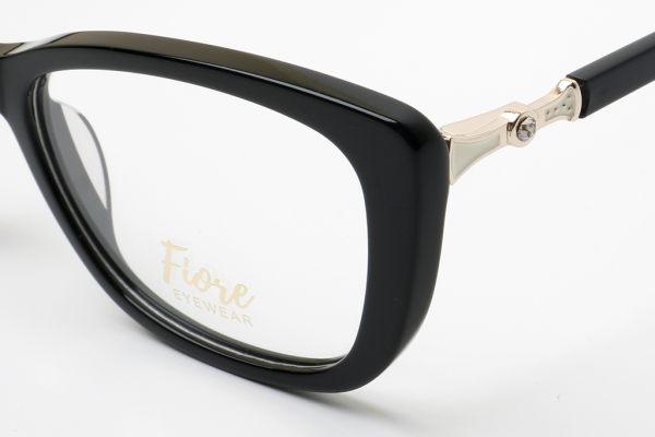 Купить Оправа Fiore 32028 с1 комплект футляр+салфетка оптом дешево с доставкой в Санкт-Петербург Купить Оправа Fiore 32028 с1 комплект футляр+салфетка оптом дешево с доставкой в Санкт-Петербург