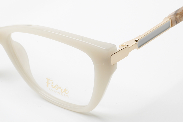 Купить Оправа Fiore 1014 с6 комплект футляр+салфетка оптом дешево с доставкой в Санкт-Петербург Купить Оправа Fiore 1014 с6 комплект футляр+салфетка оптом дешево с доставкой в Санкт-Петербург