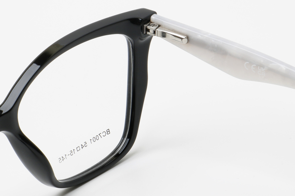 Купить Оправа Fiore 7001 с1 комплект футляр+салфетка оптом дешево с доставкой в Санкт-Петербург