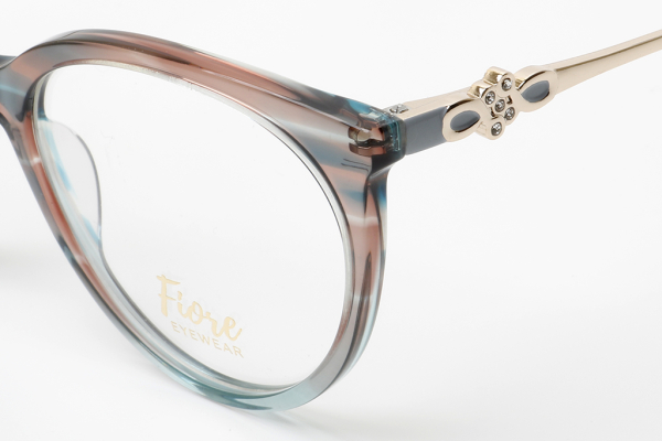 Купить оправа fiore 32027 с3 комплект футляр+салфетка оптом дешево с доставкой в Санкт-Петербург