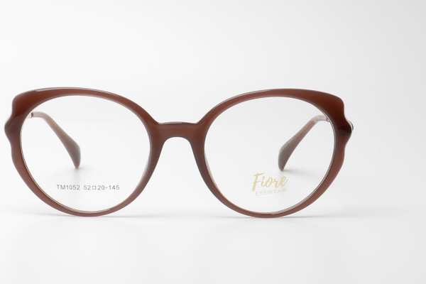 Купить Оправа Fiore 1052 с4 комплект футляр+салфетка оптом дешево с доставкой в Санкт-Петербург Купить Оправа Fiore 1052 с4 комплект футляр+салфетка оптом дешево с доставкой в Санкт-Петербург